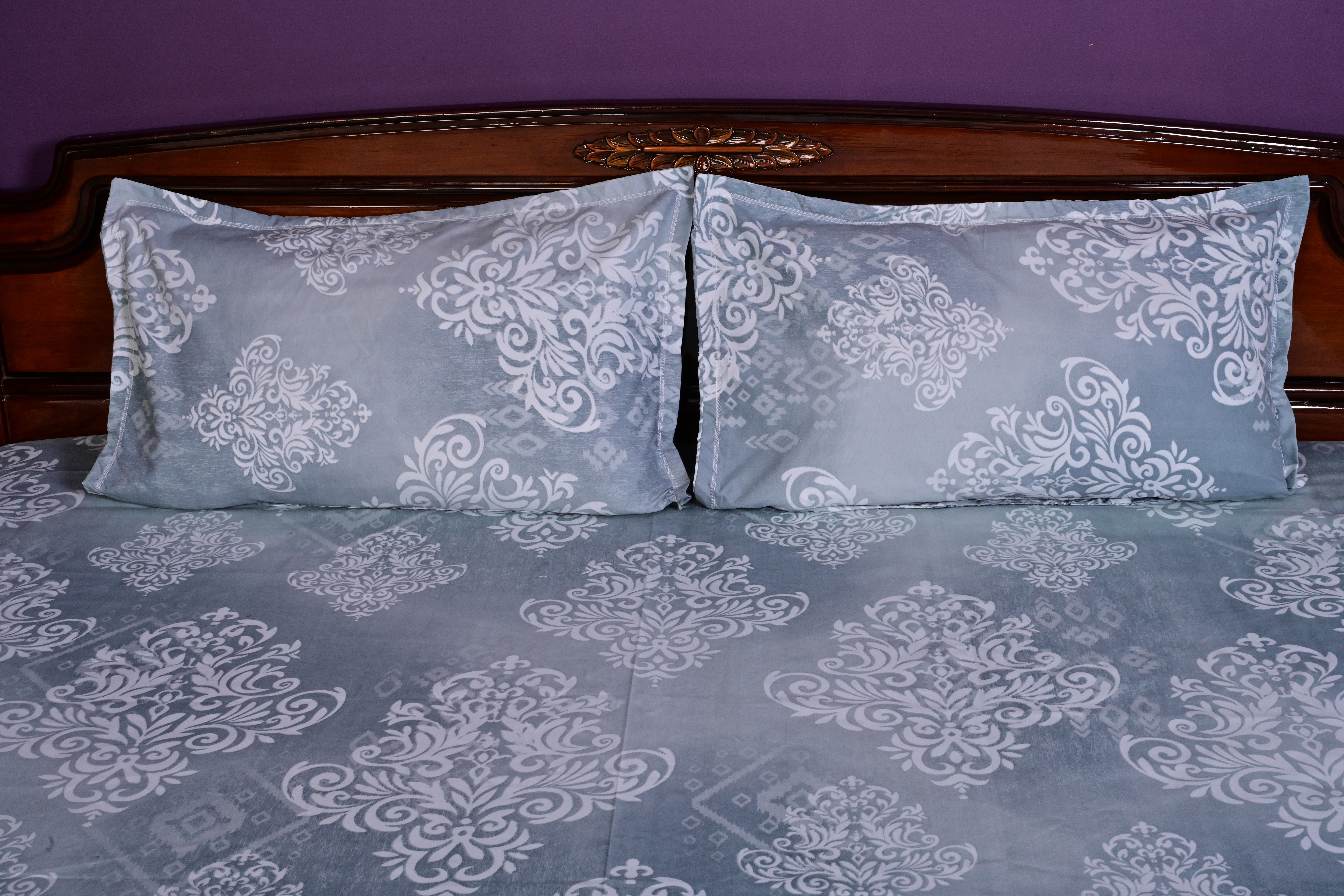 ST Pixel Grey 100% Pure Cotton Bedsheet with 2 Pillow Covers Ultra-Soft & Breathable